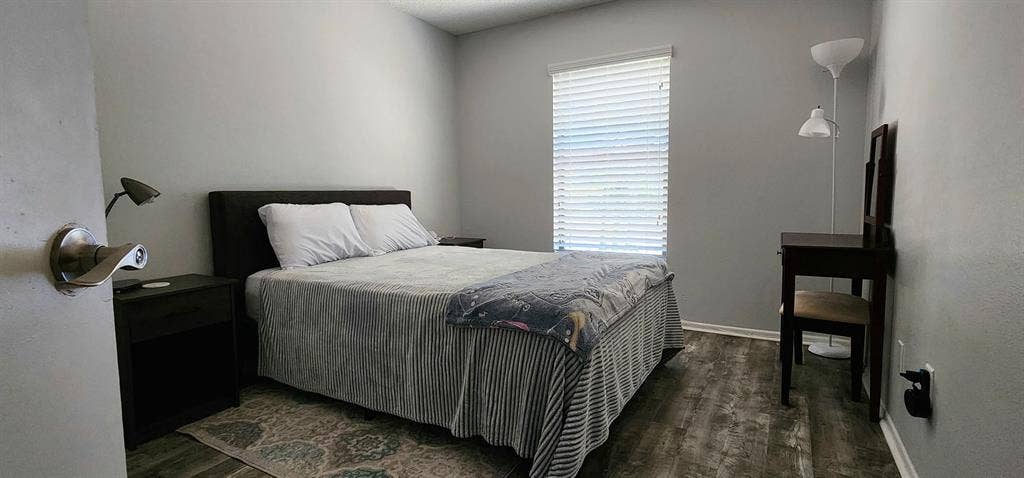 2 rooms for rent
