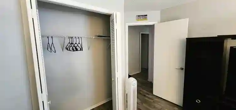 2 rooms for rent