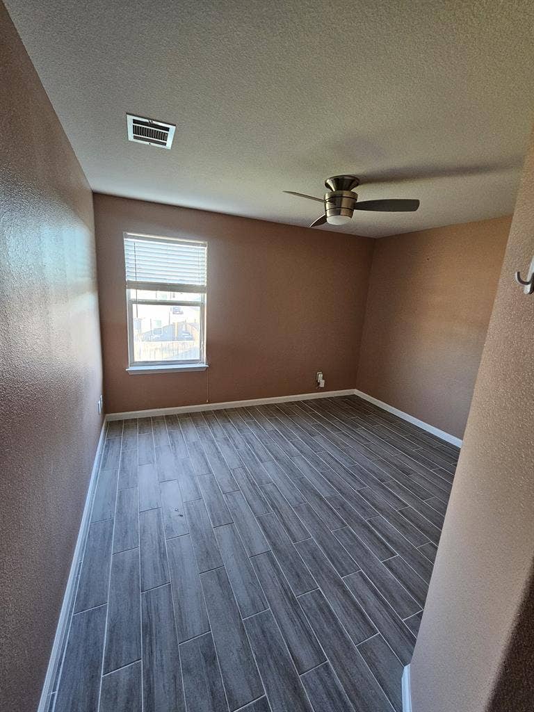 1 private room
