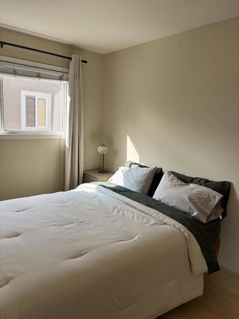 Room in 2bed1bath in Milpitas