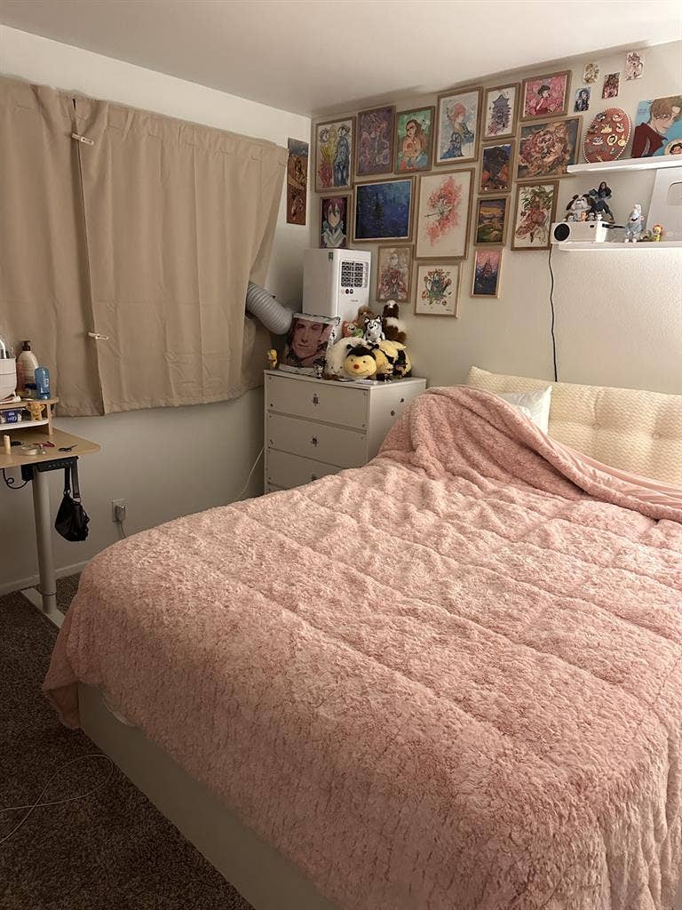 ISO roommate for 2bd/1ba in August