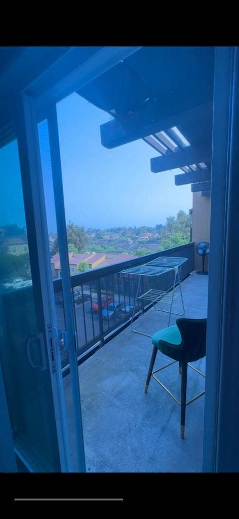 Private Room in Newport Beach