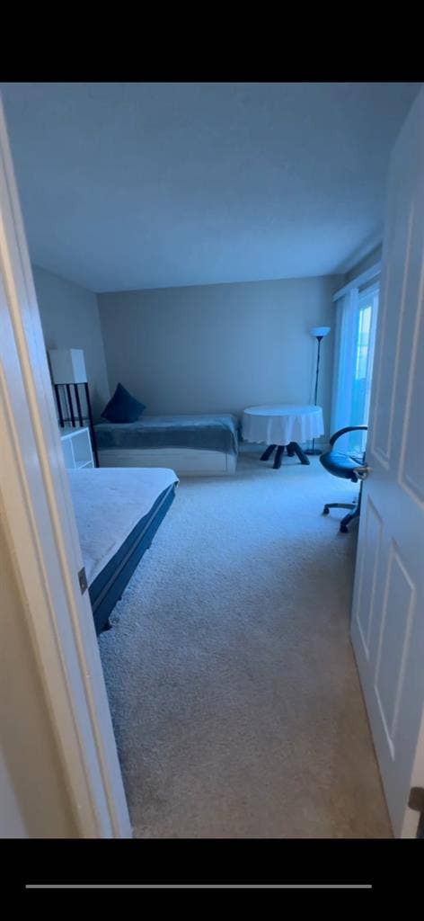 Private Room in Newport Beach