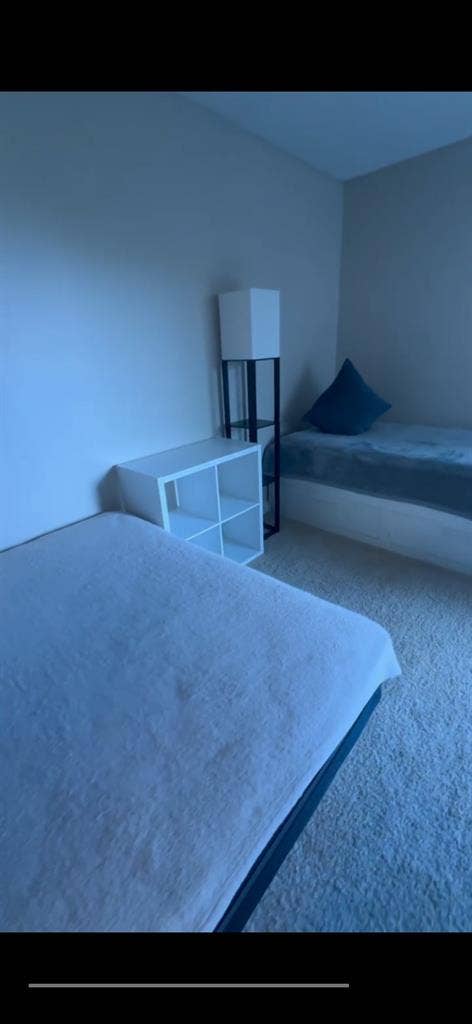 Private Room in Newport Beach