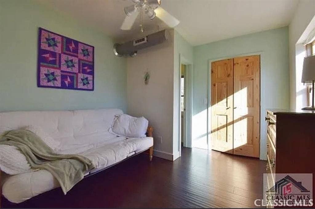 Subleasing Room for $700