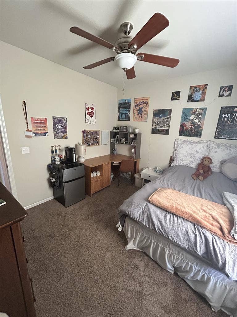 Room Available for summerr