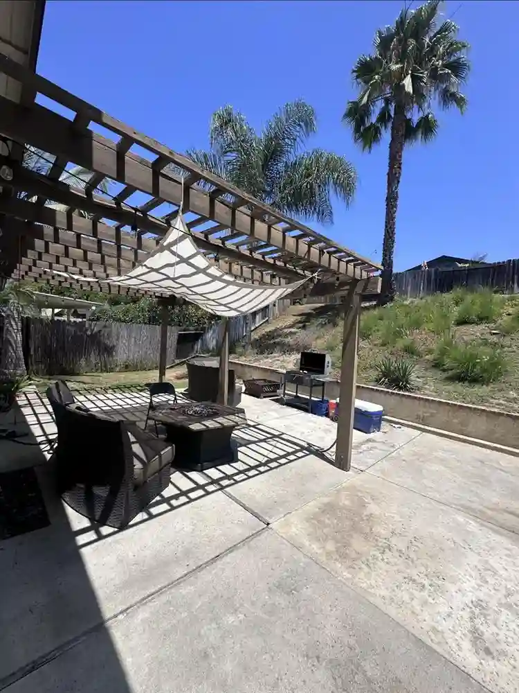 1 bed, 1 bath,patio,pet friendly