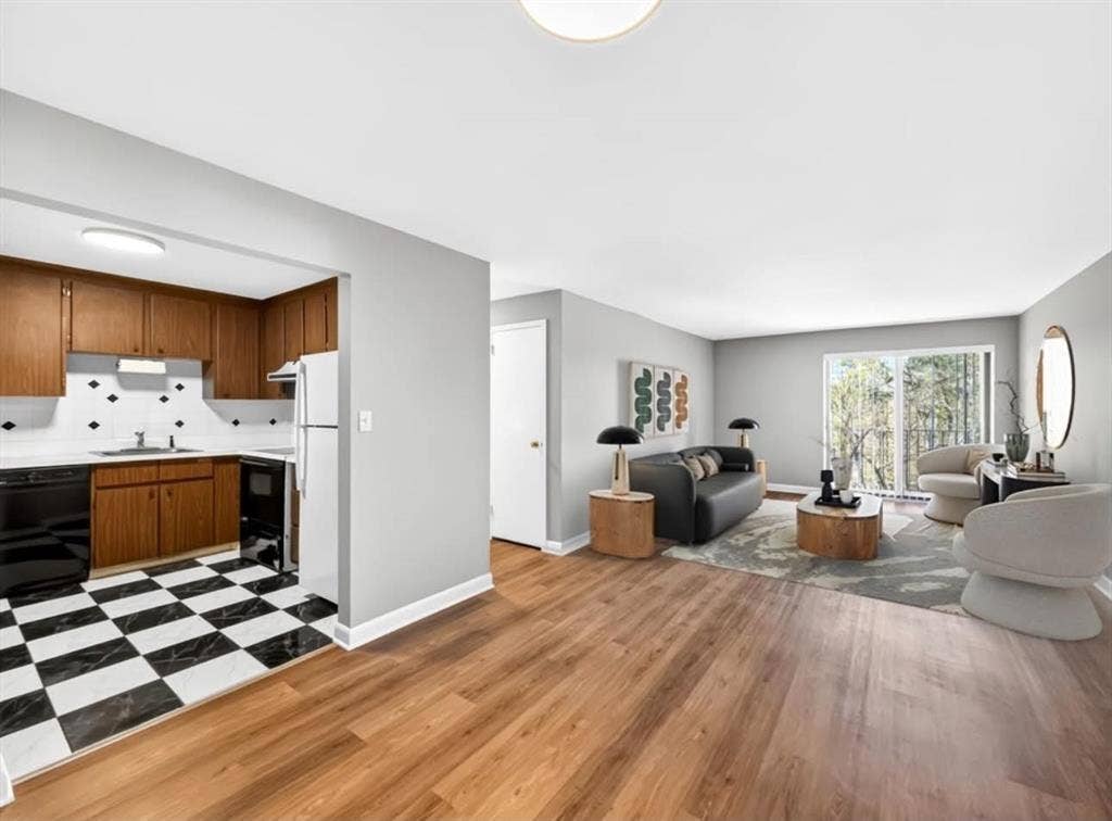 Spacious 1-bedroom apt Framingham 