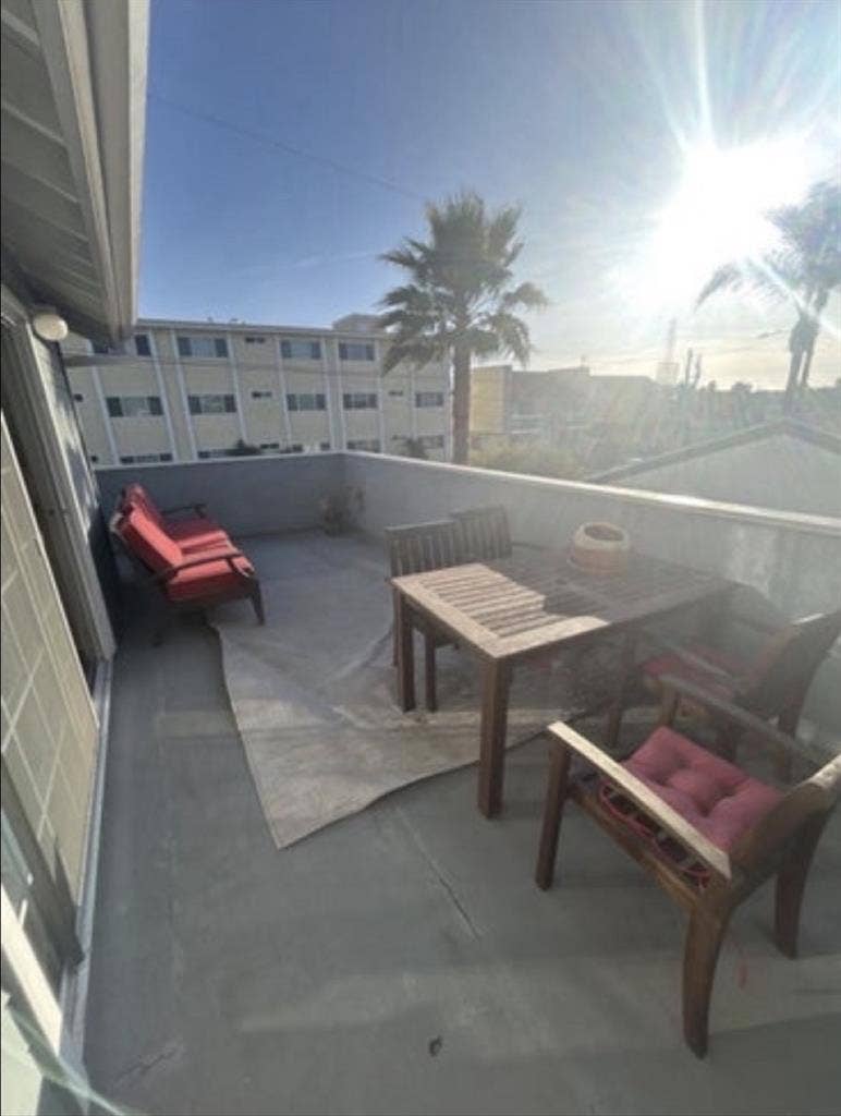 Seeking Roomate in Town House -