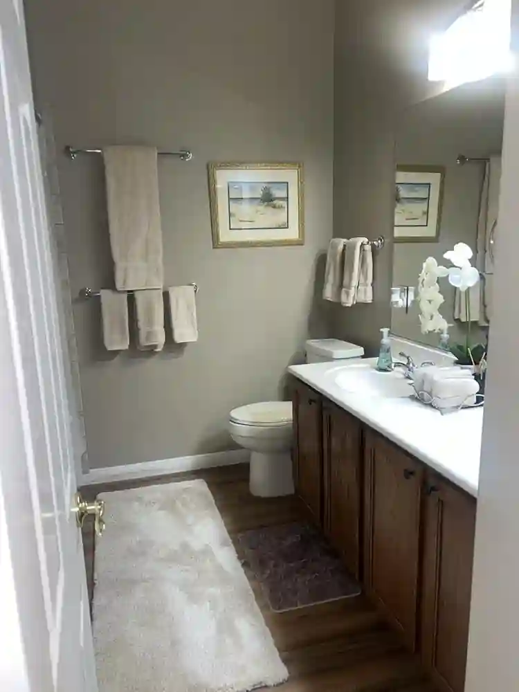 NICELY FURNISHED ROOM IN SUMMERLIN