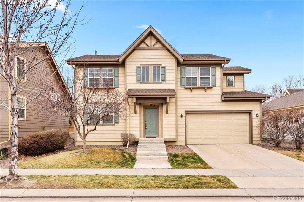 Spacious Bright Room in Broomfield