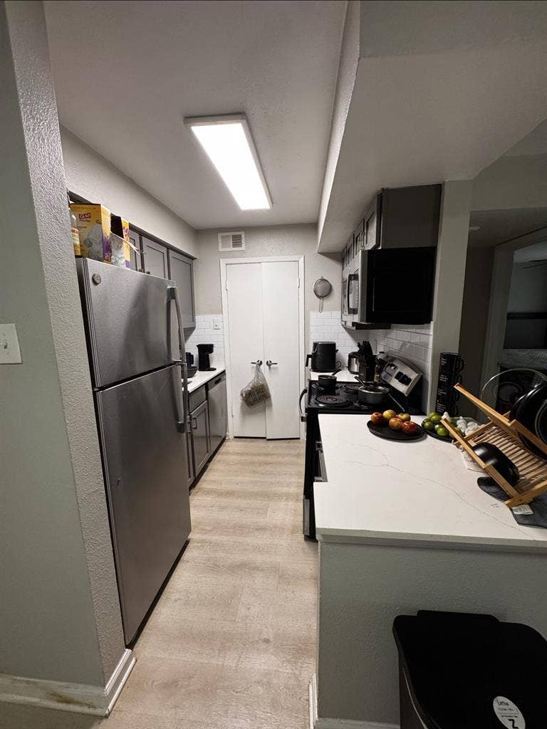 1 bedroom 1 bathroom inside.