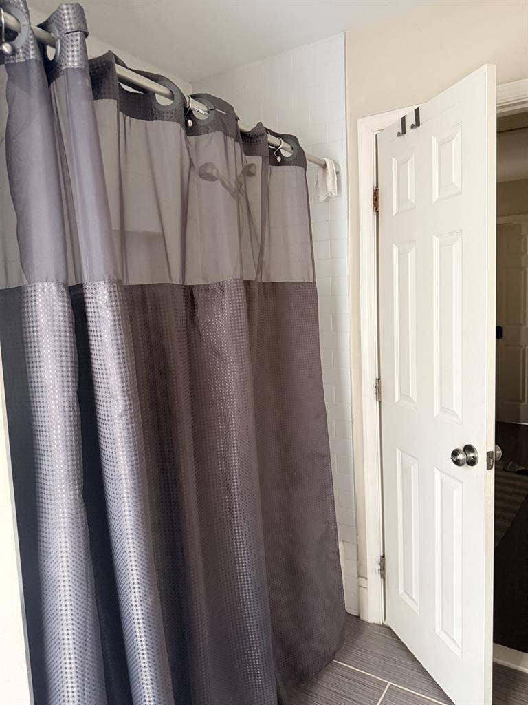 Two bedrooms for rent near DC