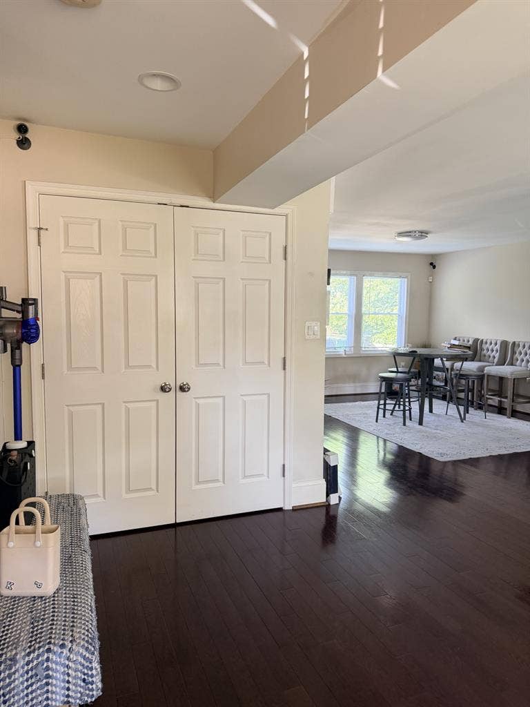 Two bedrooms for rent near DC