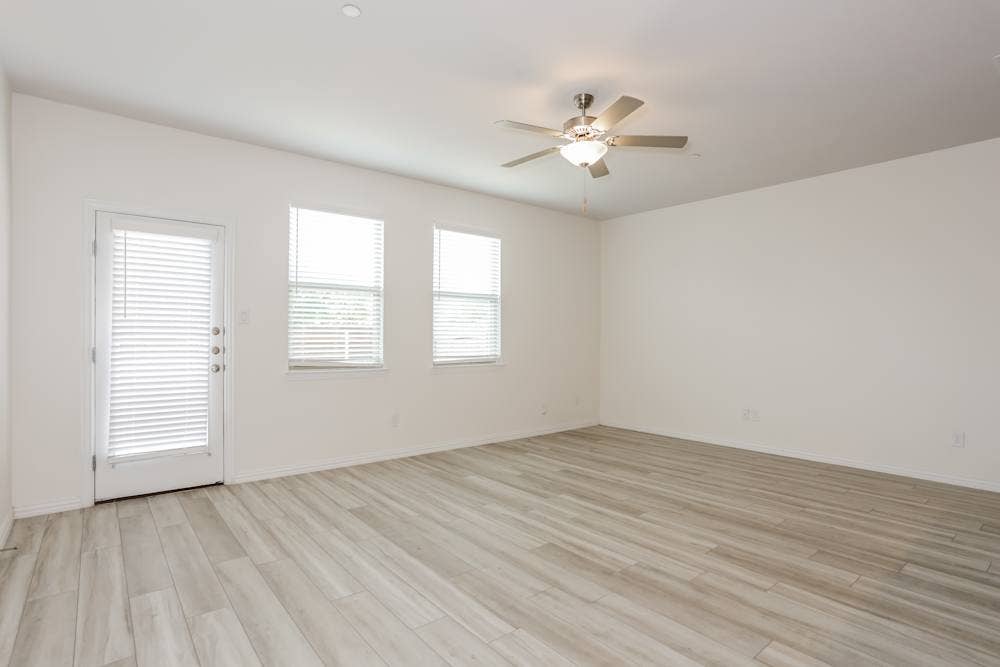 Bluebonnet Trail Townhomes For rent