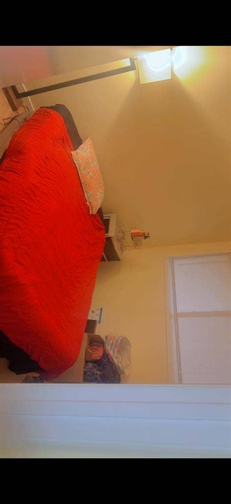 Room for rent ( FEMALE ONLY)