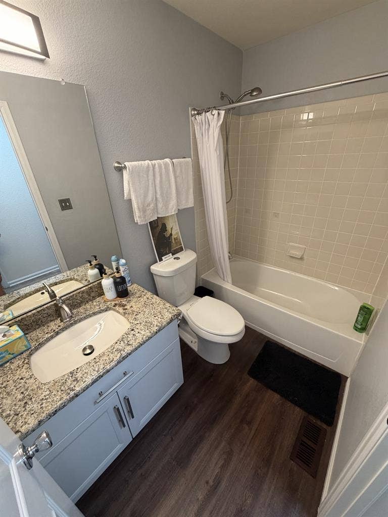 Bed/Bath/Utilities Included