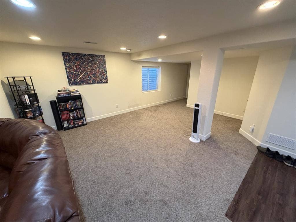 Bed/Bath/Utilities Included