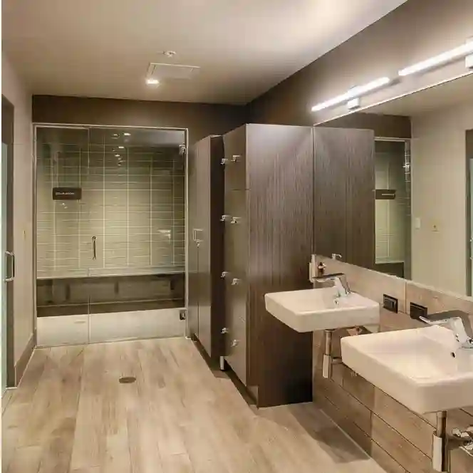 UPTOWN 2-BED/2-BA - GREAt VIEWS