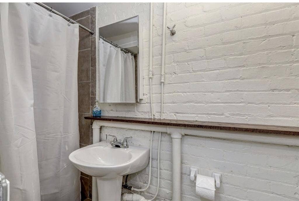 Terrace Level Studio in Glover Park