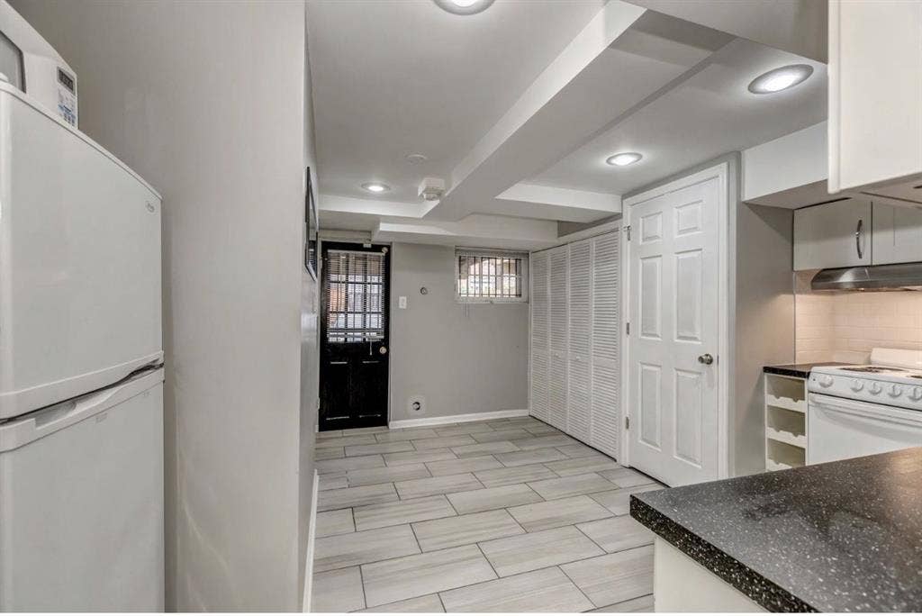 Terrace Level Studio in Glover Park