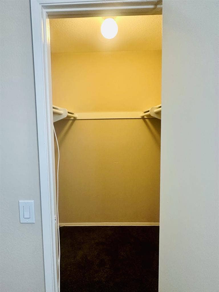 Master bedroom private🚿 women only