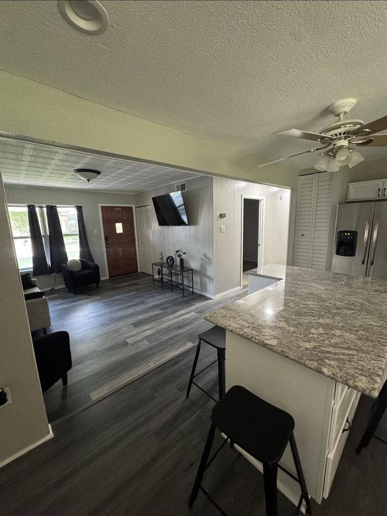All- Inclusive room for rent