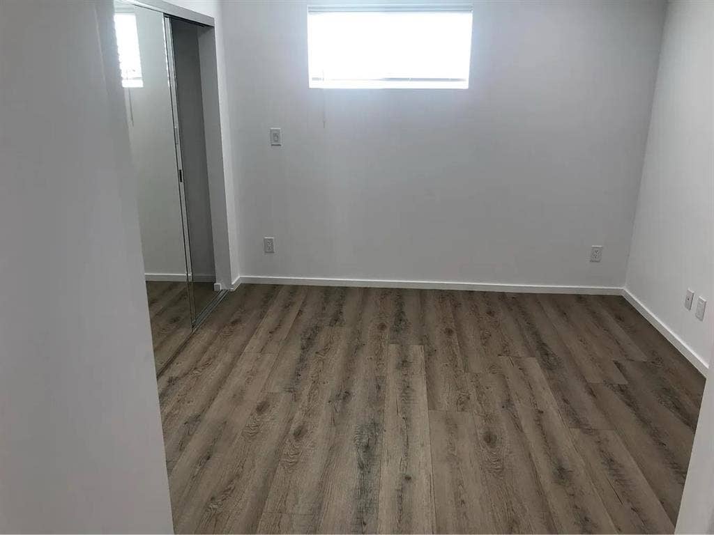 FLEXIBLE RENT ROOM FOR RENT