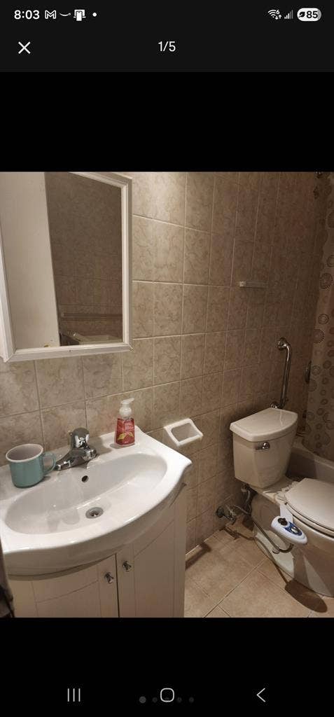 Private room with shared washroom