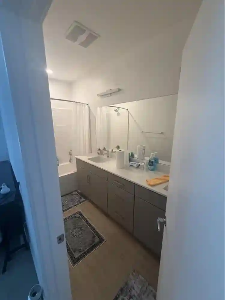 Private room for rent