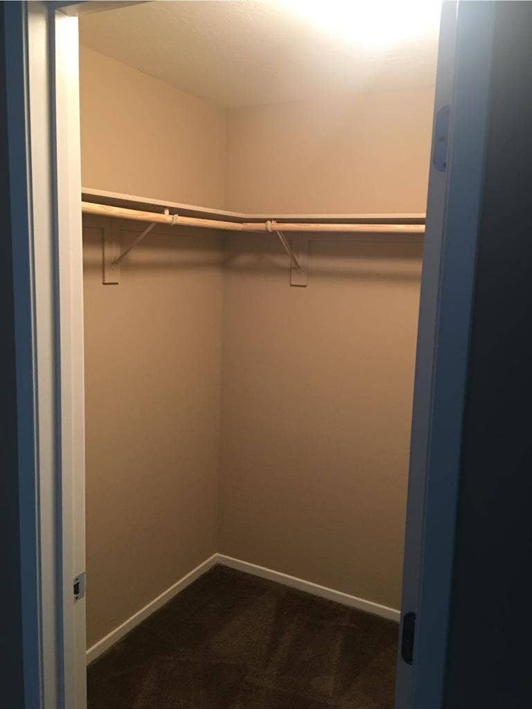 Spacious Furn Master Bed wPriv Bath