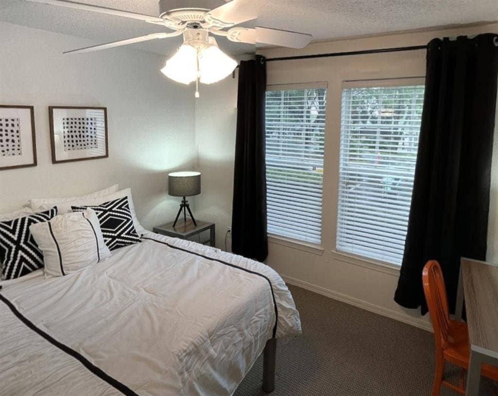 $500 apartment room!!!