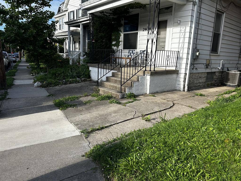 Private Bedroom for Rent Near UC