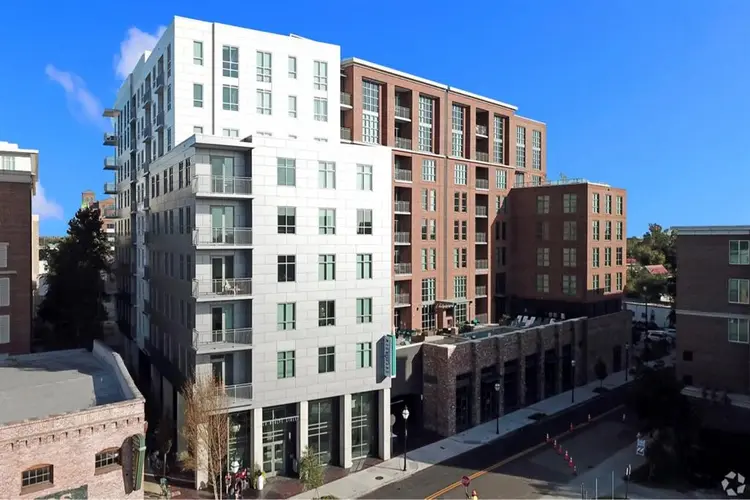 Looking for a lease takeover!