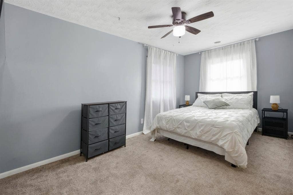 Quite, Well kept rooms for rent