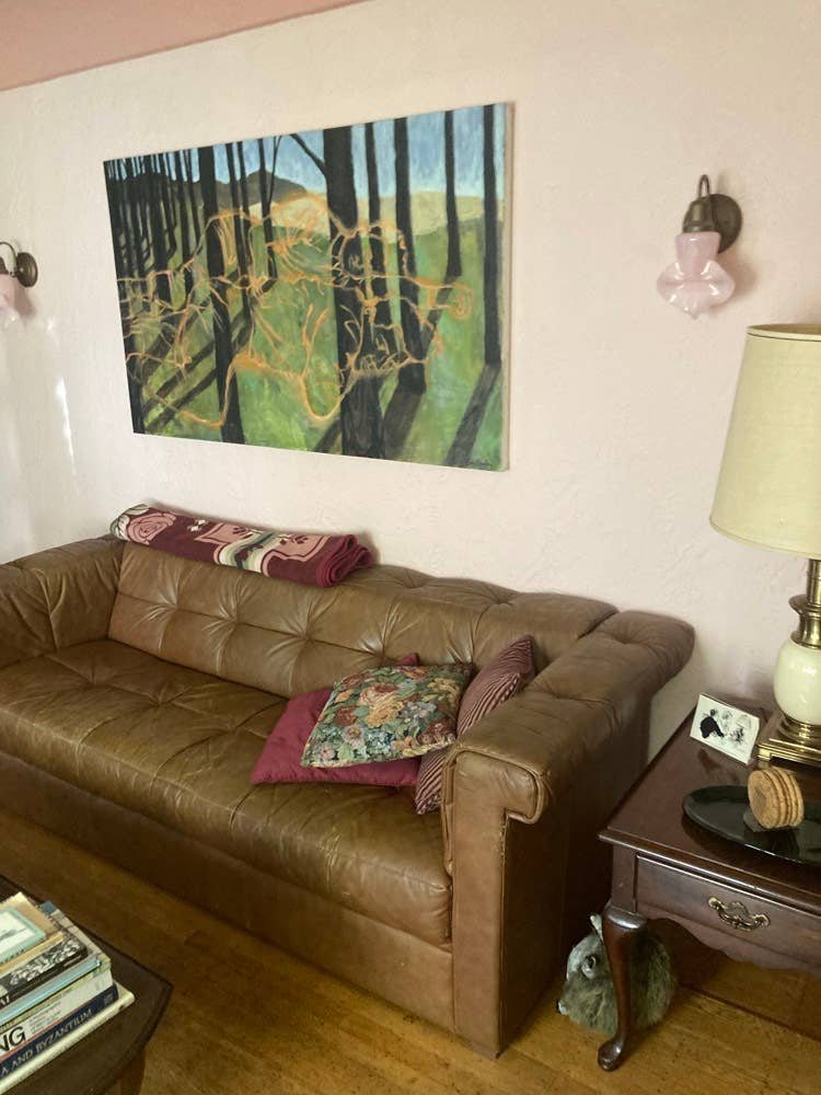 Private room in 1929 brick home