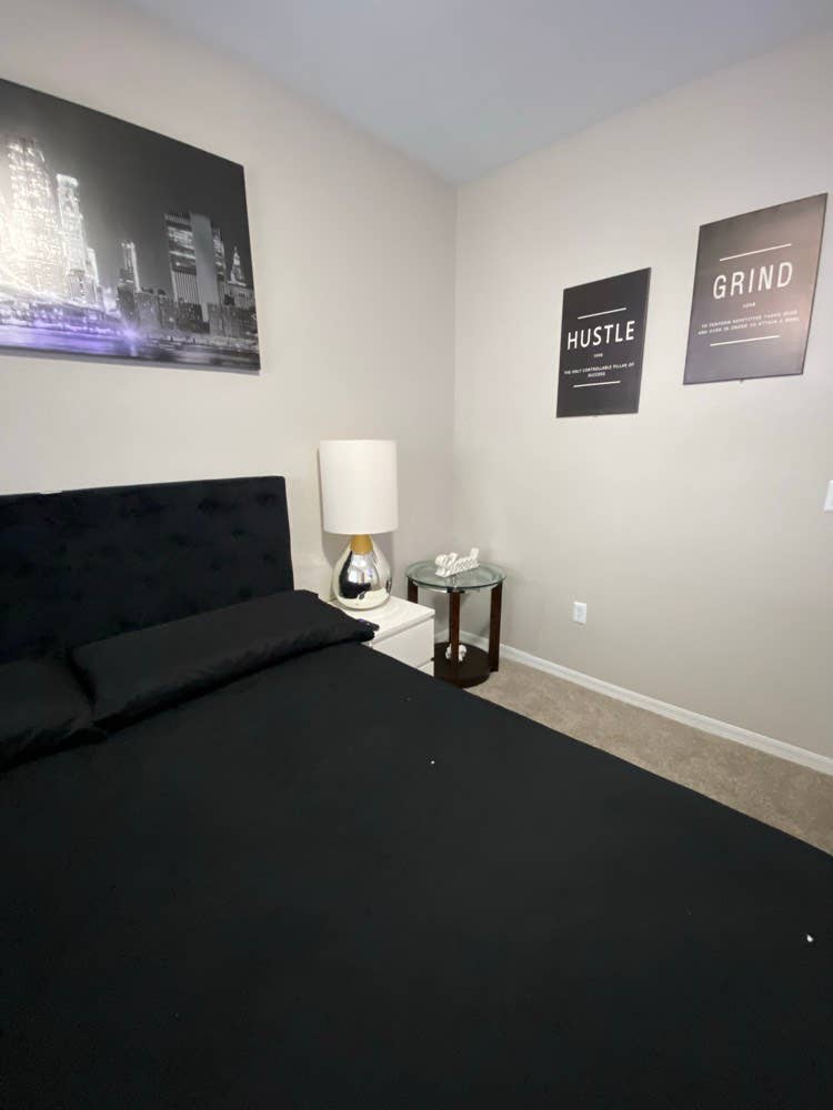 Luxury Bedroom & Bathroom for Rent