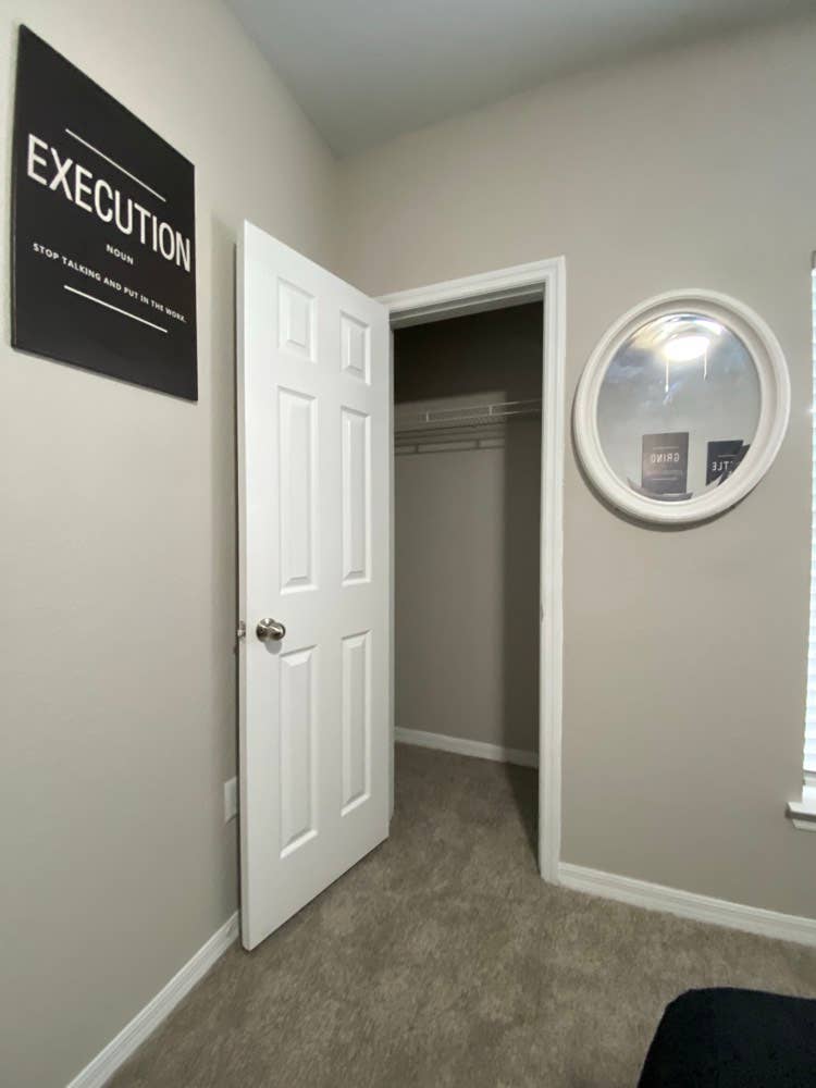 Luxury Bedroom & Bathroom for Rent