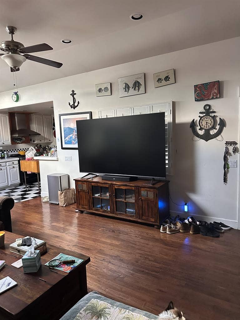 Darling room, near beach.