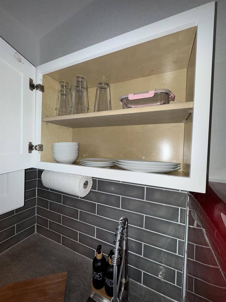 PRIVATE FURNISHED STUDIO