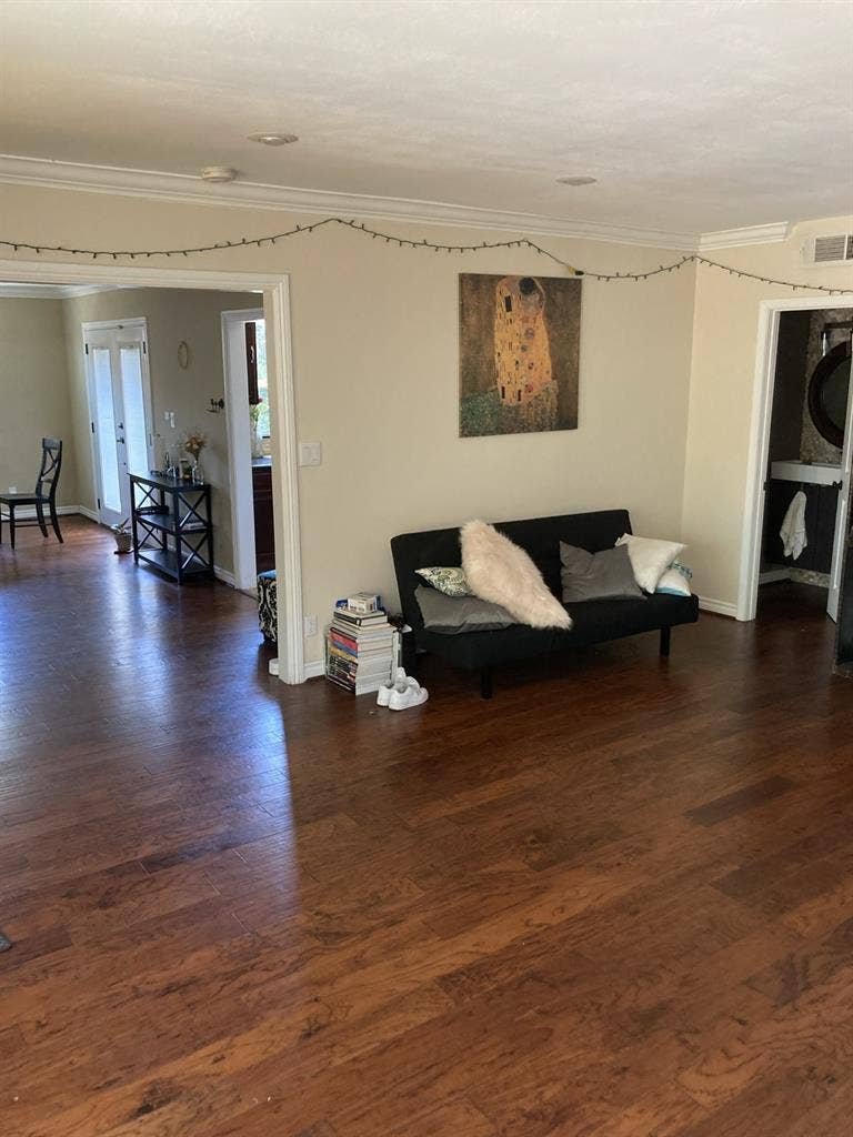 Coed Orange House movein July!
