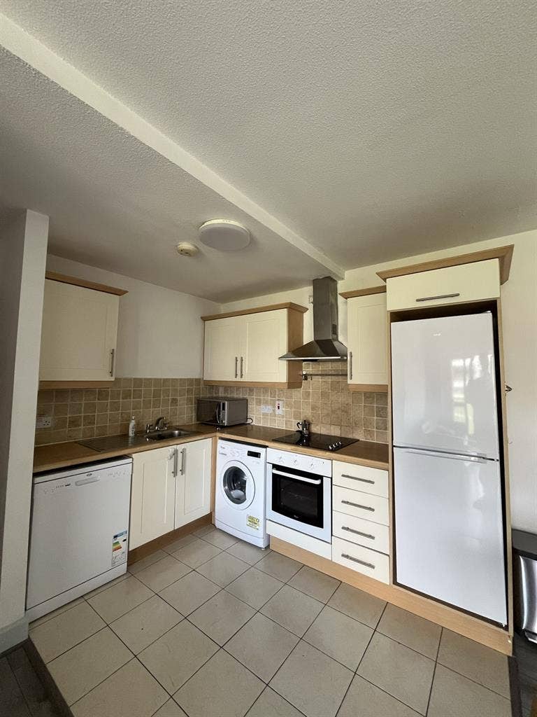 Long Term Room in Shelbourne Park