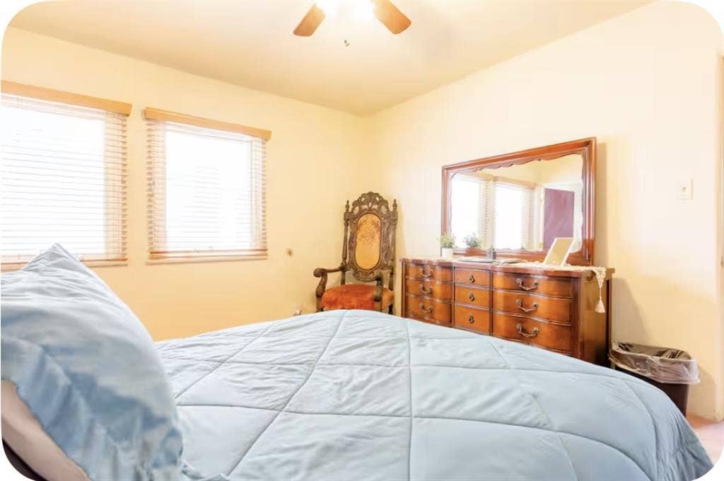 Queens Room