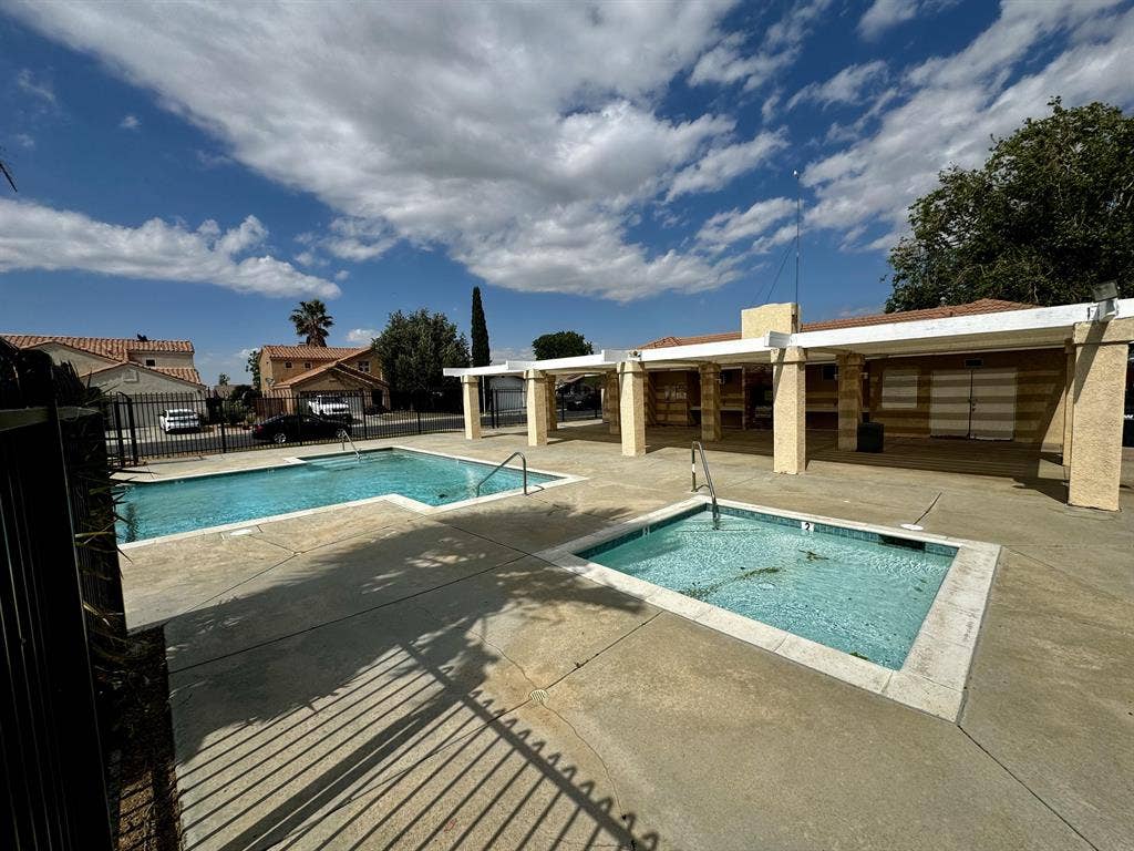 Modern 3 Bedroom House