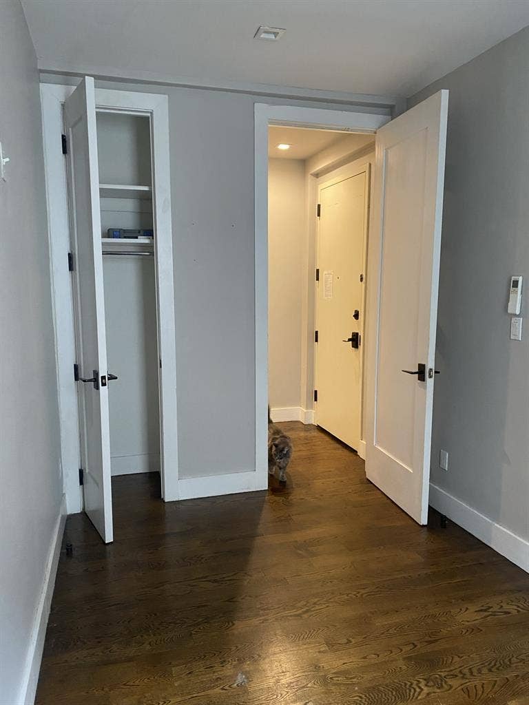 Room available asap