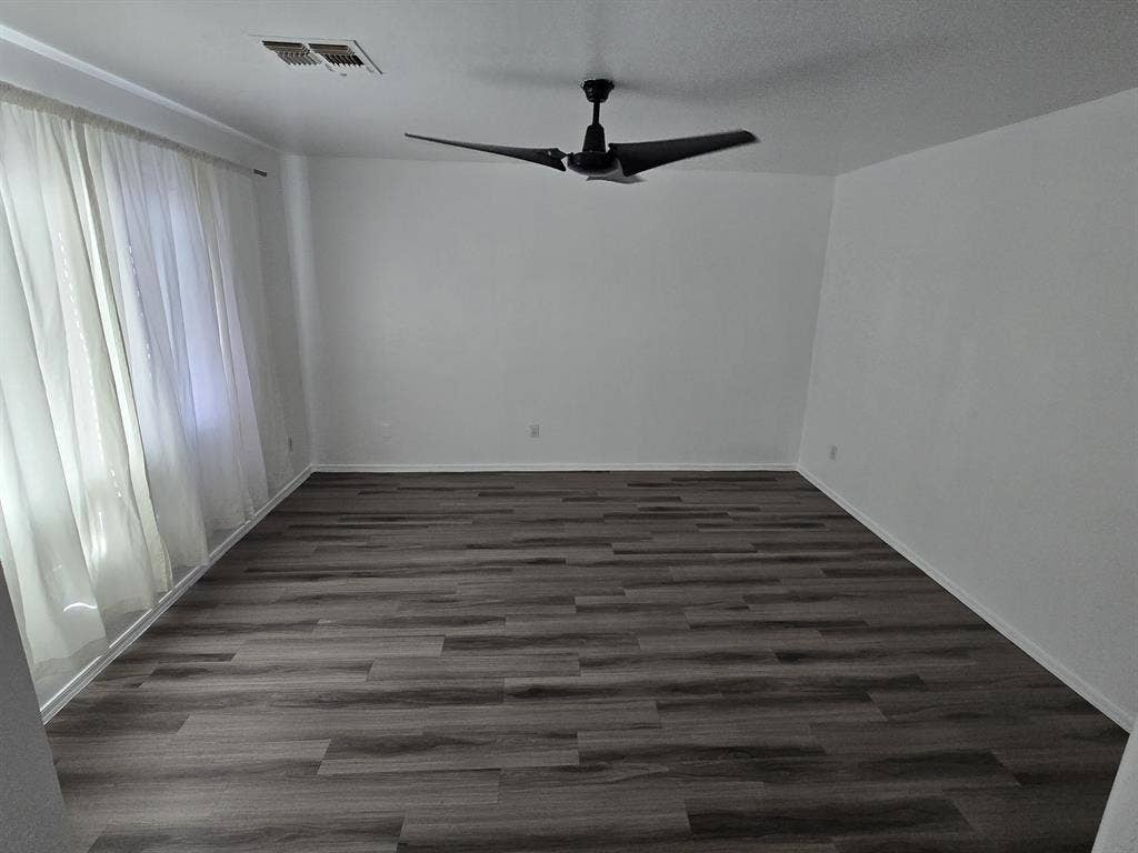 Master Room As a Blank Canvas