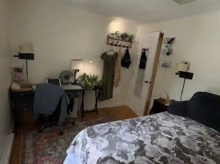 Seeking a third roommate in Medford