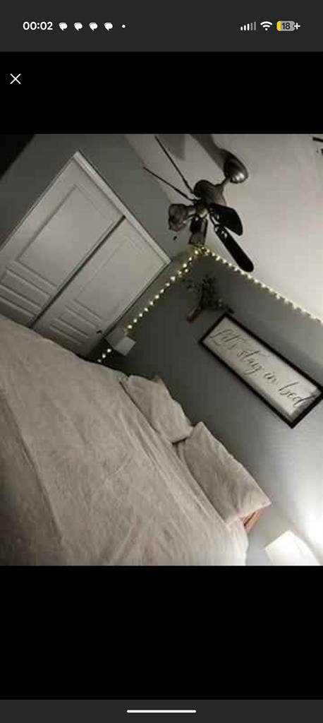 1 room for rent available now