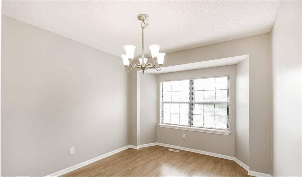A 3bed 2.5bath home for rent