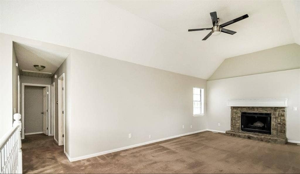 A 3bed 2.5bath home for rent